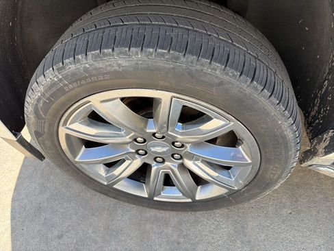 Used 2015 Chevrolet Tahoe LTZ image 9