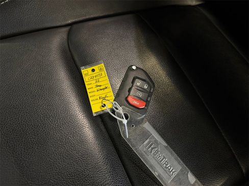 Used 2022 Jeep Wrangler Unlimited Sahara w/ Cold Weather Group image 32