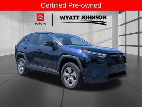 Certified 2025 Toyota RAV4 XLE AWD/4WD image 6