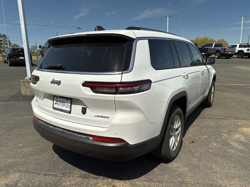 Used 2022 Jeep Grand Cherokee L Laredo w/ Luxury Tech Group I image 6