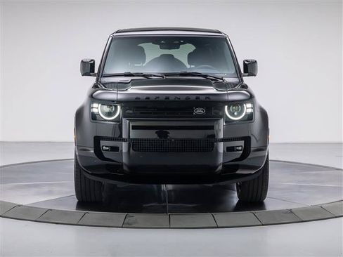 Used 2026 Land Rover Defender 110 V8 AWD/4WD image 8