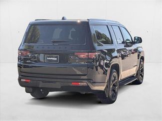 New 2025 Jeep Wagoneer Series II w/ Convenience Group I video 2