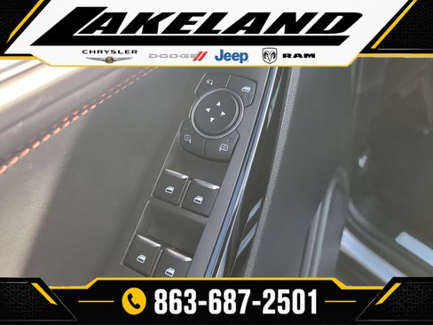 Used 2024 Ford Explorer ST-Line w/ Class IV Trailer Tow Package RWD image 17