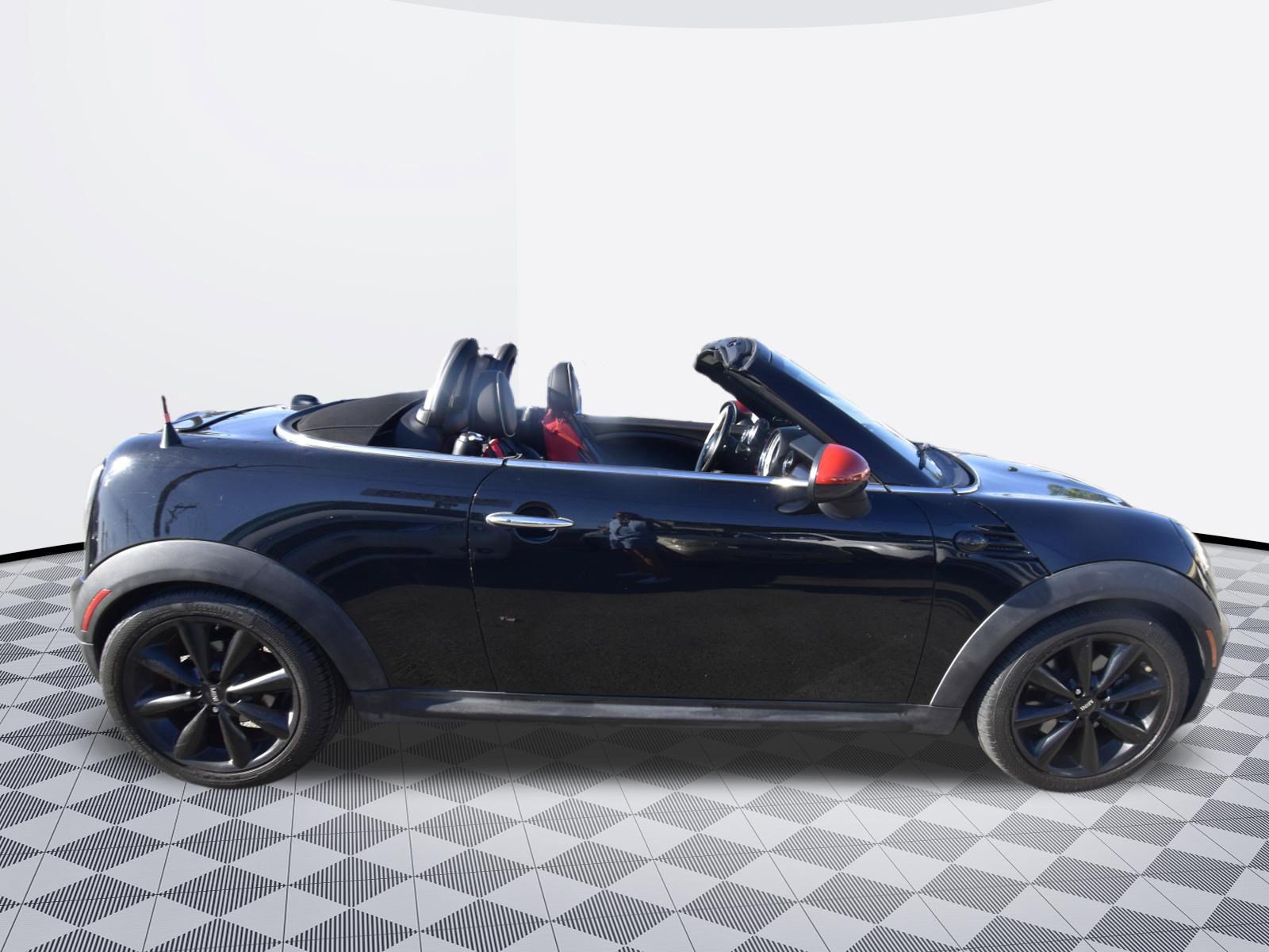 Used 2013 MINI Cooper Roadster S w/ Premium Pkg FWD image 4