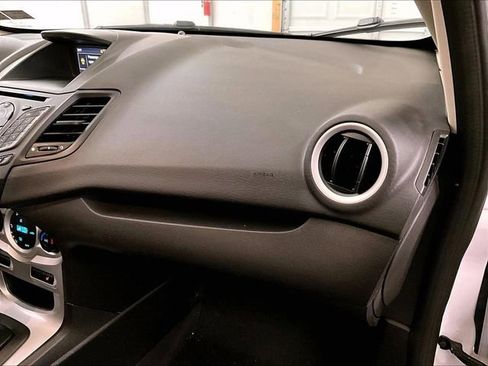 Used 2019 Ford Fiesta SE w/ Cold Weather Package FWD image 15