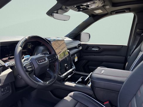 New 2026 GMC Yukon XL AT4 Ultimate AWD/4WD image 17