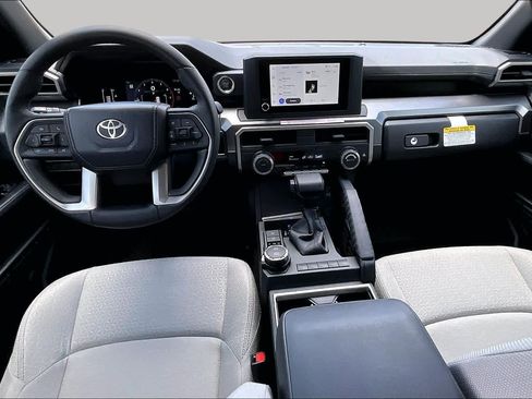 Used 2026 Toyota 4Runner SR5 AWD/4WD image 14