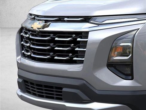 New 2026 Chevrolet Equinox LT image 13