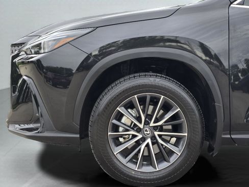 Used 2024 Lexus NX 250 FWD w/ Towing Package (2000 Lbs) image 35