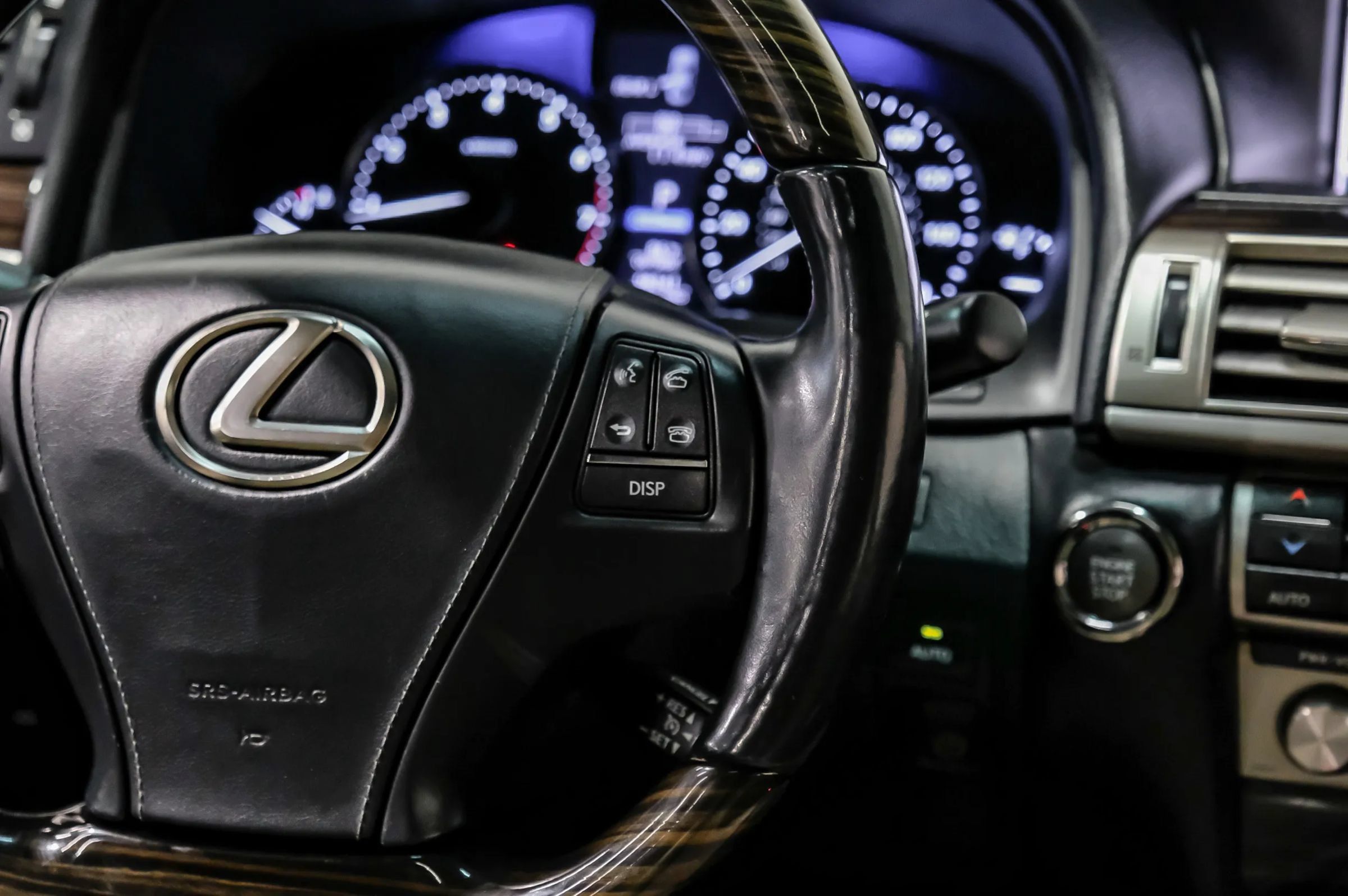 Used 2015 Lexus LS 460 L RWD image 26