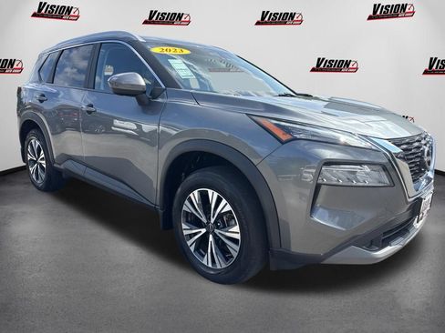 Certified 2023 Nissan Rogue SV w/ SV Premium B Package AWD/4WD image 3