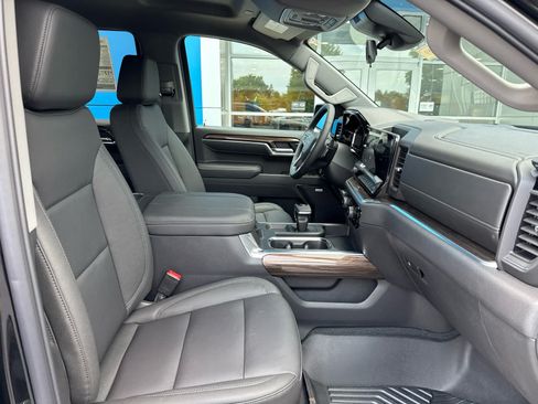 New 2026 Chevrolet Silverado 1500 RST w/ RST All Star Premium Package AWD/4WD image 4