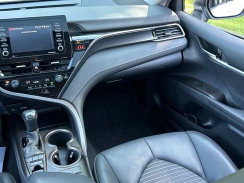 Used 2022 Toyota Camry SE w/ Cold Weather Package AWD/4WD image 48