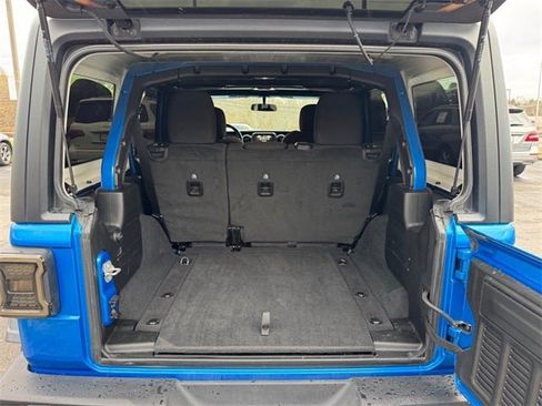 Used 2023 Jeep Wrangler Sport S image 14