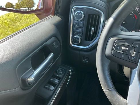 Used 2022 GMC Sierra 1500 SLE w/ Driver Alert Package II AWD/4WD image 25