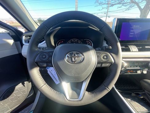 New 2025 Toyota RAV4 XLE image 6