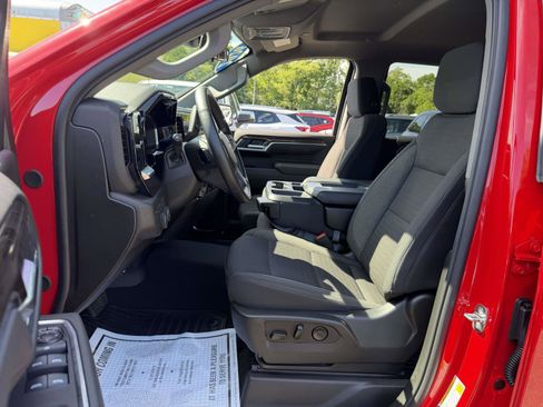 Certified 2026 Chevrolet Silverado 1500 LT AWD/4WD image 9