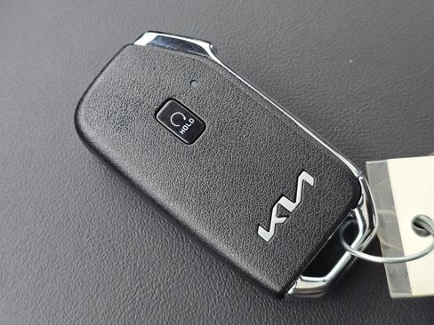 Used 2023 Kia K5 EX image 31