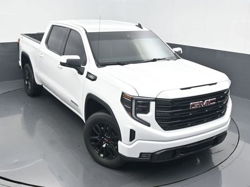 Used 2024 GMC Sierra 1500 Elevation image 37