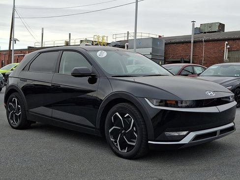 Certified 2024 Hyundai Ioniq 5 SEL image 3