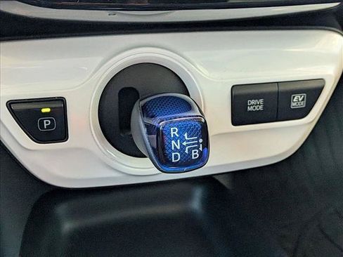 Used 2018 Toyota Prius One FWD image 12
