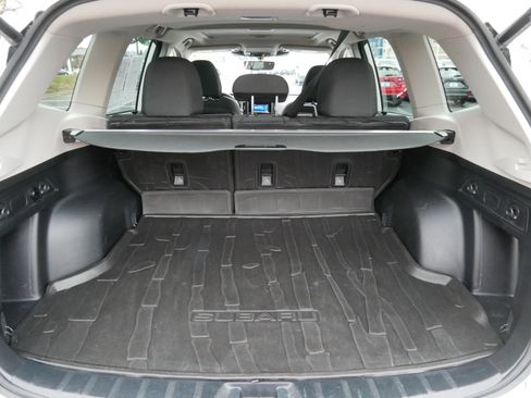 Certified 2023 Subaru Forester Premium image 18