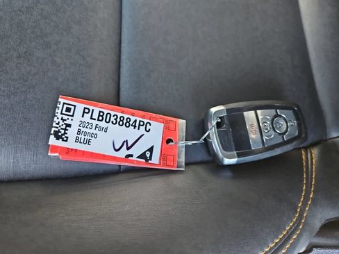 Used 2023 Ford Bronco Badlands AWD/4WD image 20