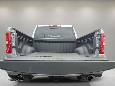 Used 2025 RAM 1500 Laramie w/ Sport Appearance Package AWD/4WD image 4