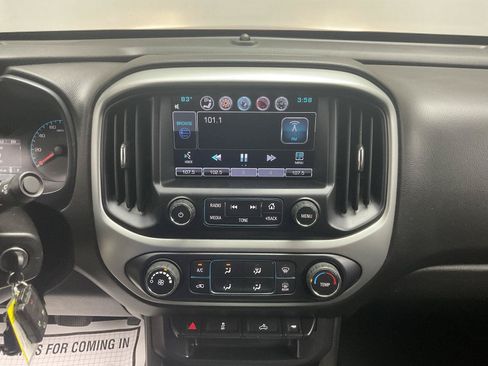 Used 2015 Chevrolet Colorado LT w/ LT Convenience Package AWD/4WD image 14