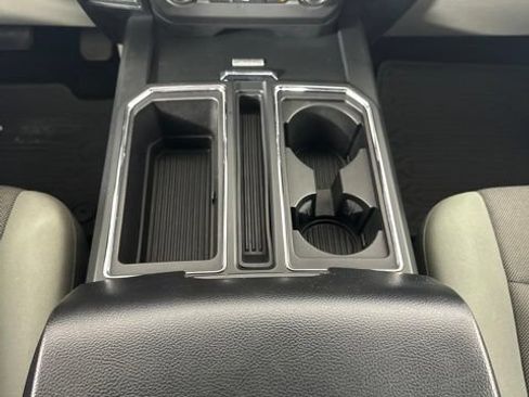 Used 2016 Ford F150 XL w/ Equipment Group 101A Mid AWD/4WD image 18