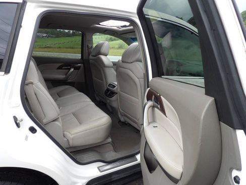 Used 2011 Acura MDX w/ Technology Package AWD/4WD image 18