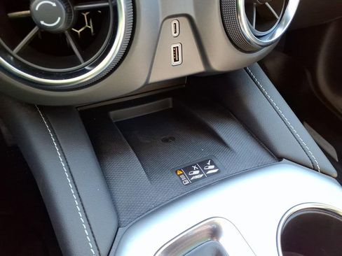 Used 2025 Chevrolet Blazer LT w/ Convenience Package image 19