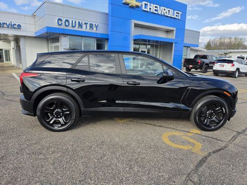 Used 2024 Chevrolet Blazer EV AWD Police image 3