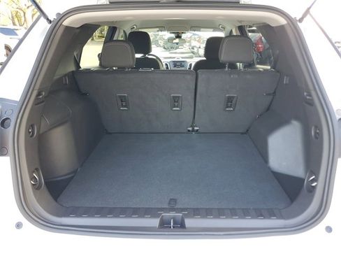 Certified 2024 Chevrolet Equinox LS w/ LS Convenience Package image 9