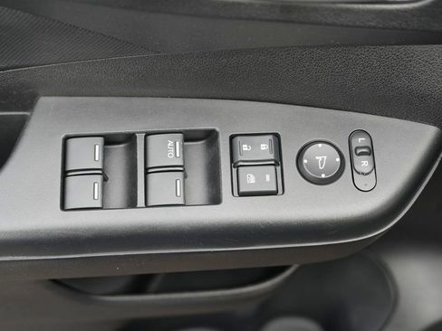 Used 2015 Honda CR-V LX image 24