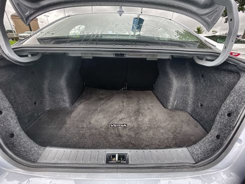 Used 2024 Nissan Versa SV FWD image 23