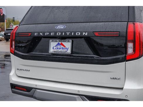 Used 2025 Ford Expedition Max Platinum AWD/4WD image 30