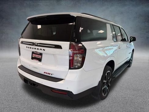 Certified 2023 Chevrolet Suburban RST w/ Luxury Package AWD/4WD image 7