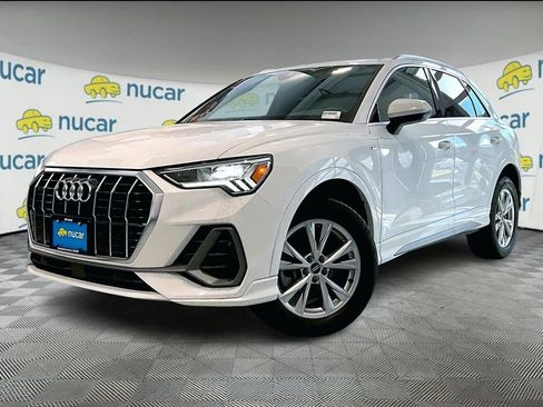 Used 2024 Audi Q3 2.0T Premium Plus w/ Premium Plus Package image 3