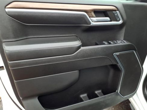 Used 2022 Chevrolet Silverado 1500 RST image 7