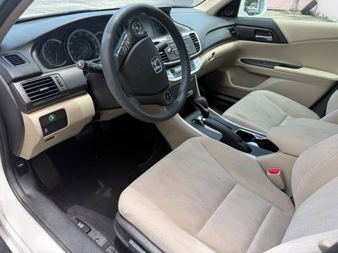 Used 2015 Honda Accord EX image 6