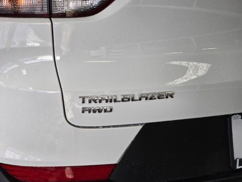 Used 2023 Chevrolet TrailBlazer LT w/ Convenience Package image 14