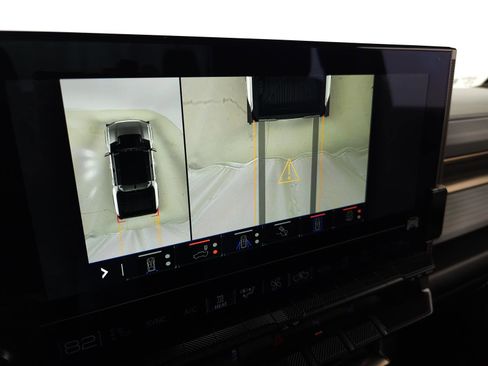 Used 2024 GMC Hummer EV 3X image 30