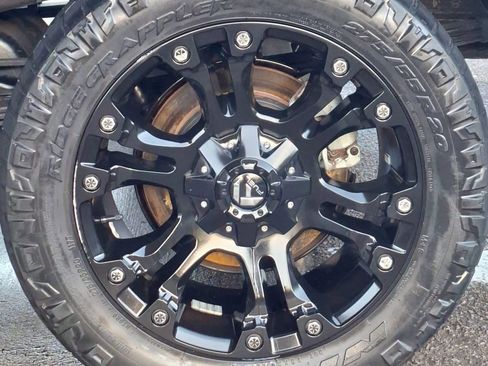 Used 2020 Toyota Tundra Platinum AWD/4WD image 35