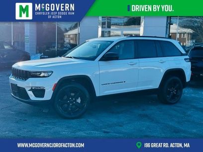 Used 2023 Jeep Grand Cherokee Limited w/ Black Appearance Package