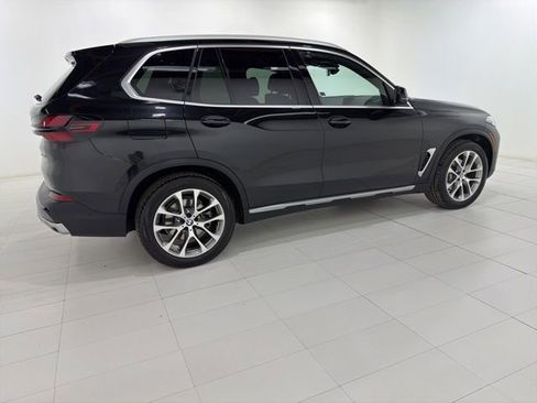 Certified 2024 BMW X5 xDrive40i w/ Premium Package image 6