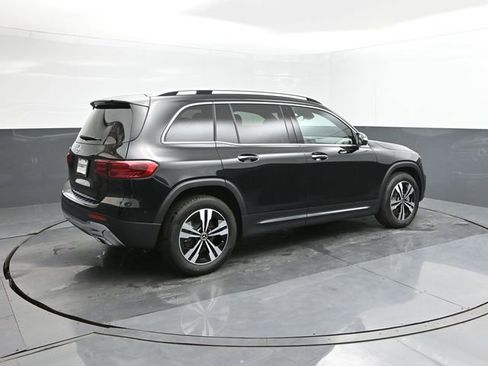 New 2025 Mercedes-Benz GLB 250 image 15