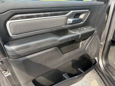 Used 2020 RAM 1500 Big Horn AWD/4WD image 14