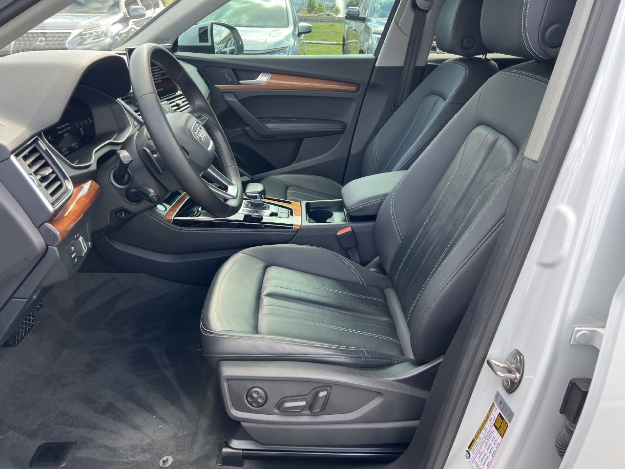 Used 2023 Audi Q5 2.0T Premium Plus AWD/4WD image 9