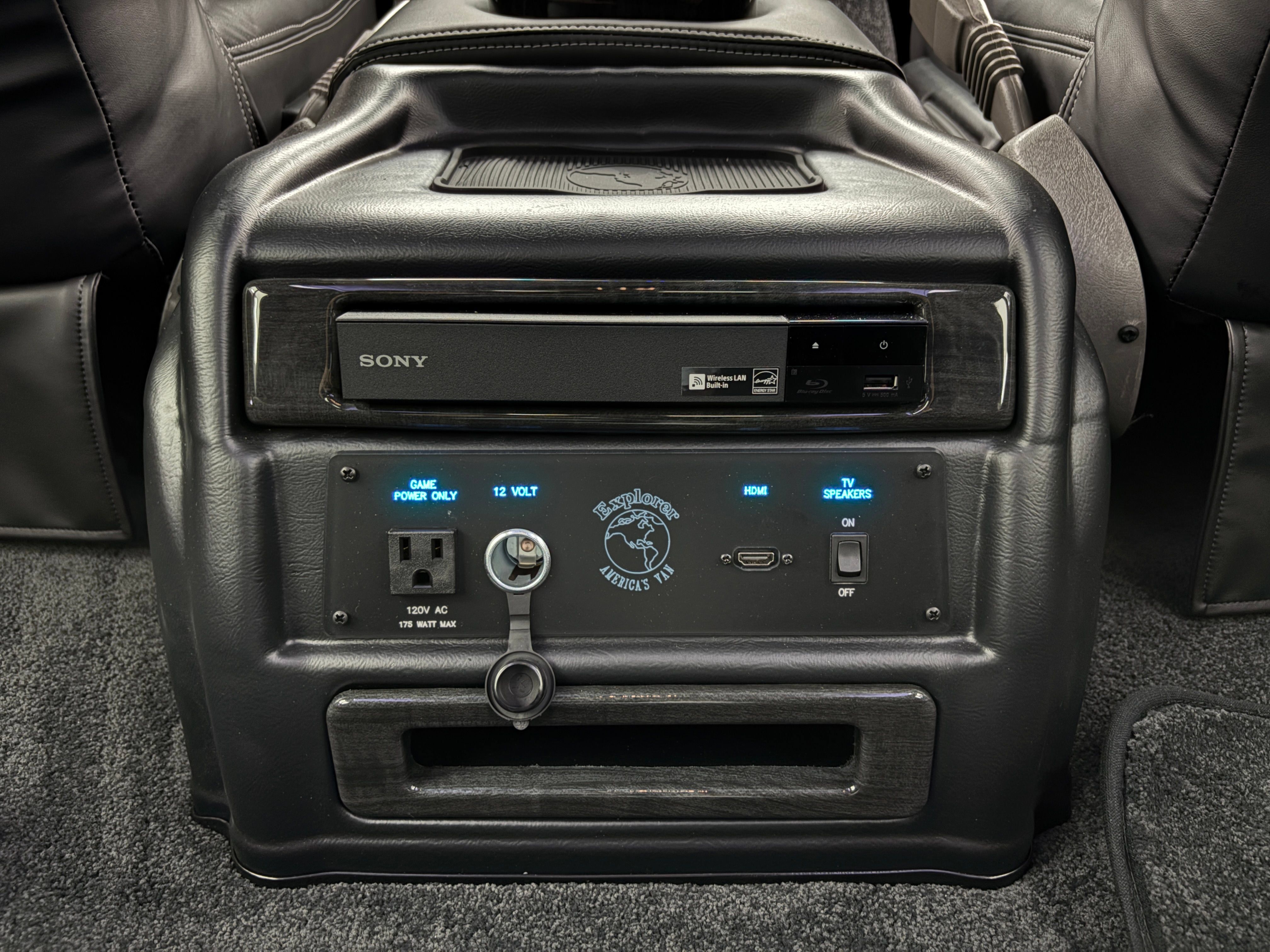 New 2026 GMC Savana 2500 w/ Driver Convenience Package RWD image 43